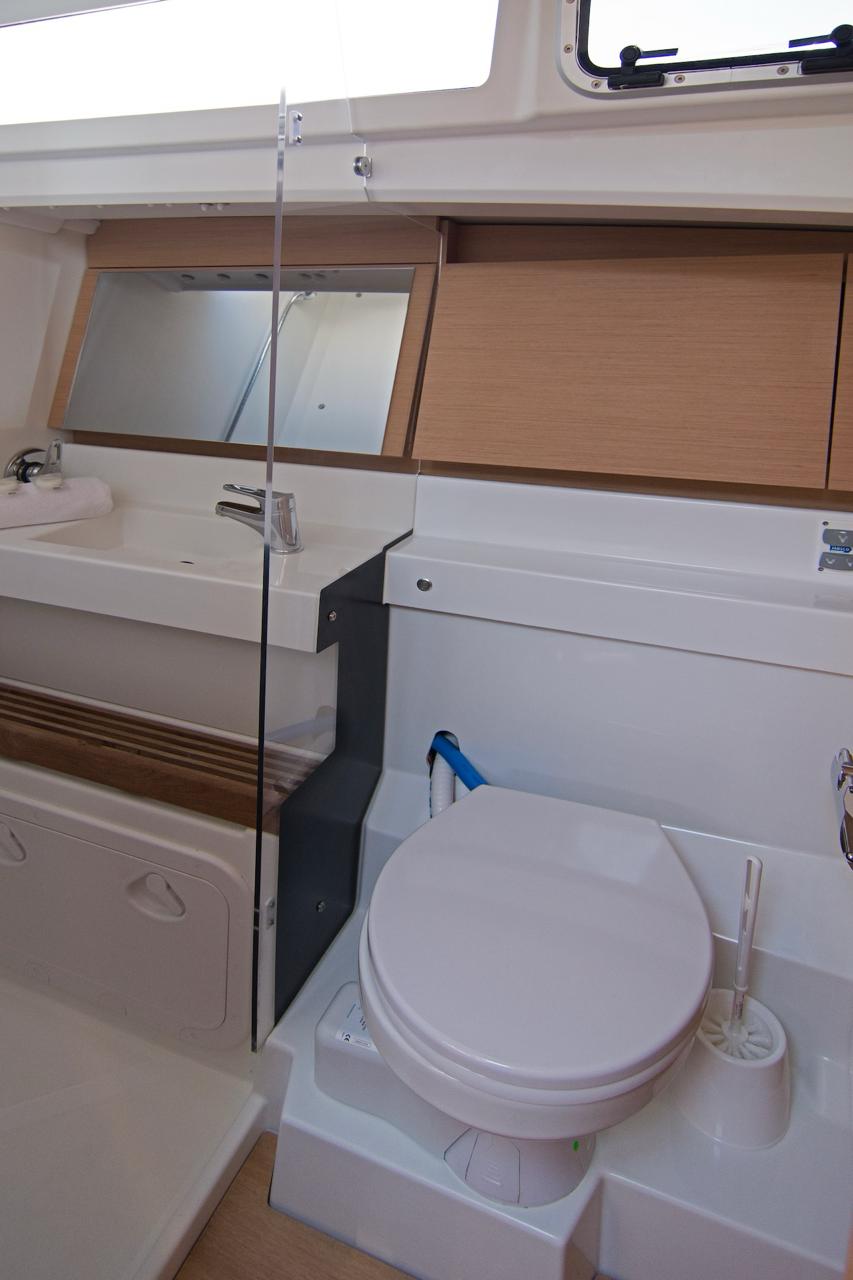 Jeanneau Sun Odyssey 440 (2018) - Image 5