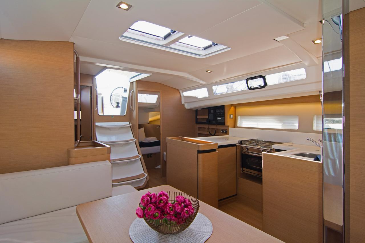 Jeanneau Sun Odyssey 440 (2018) - Image 13