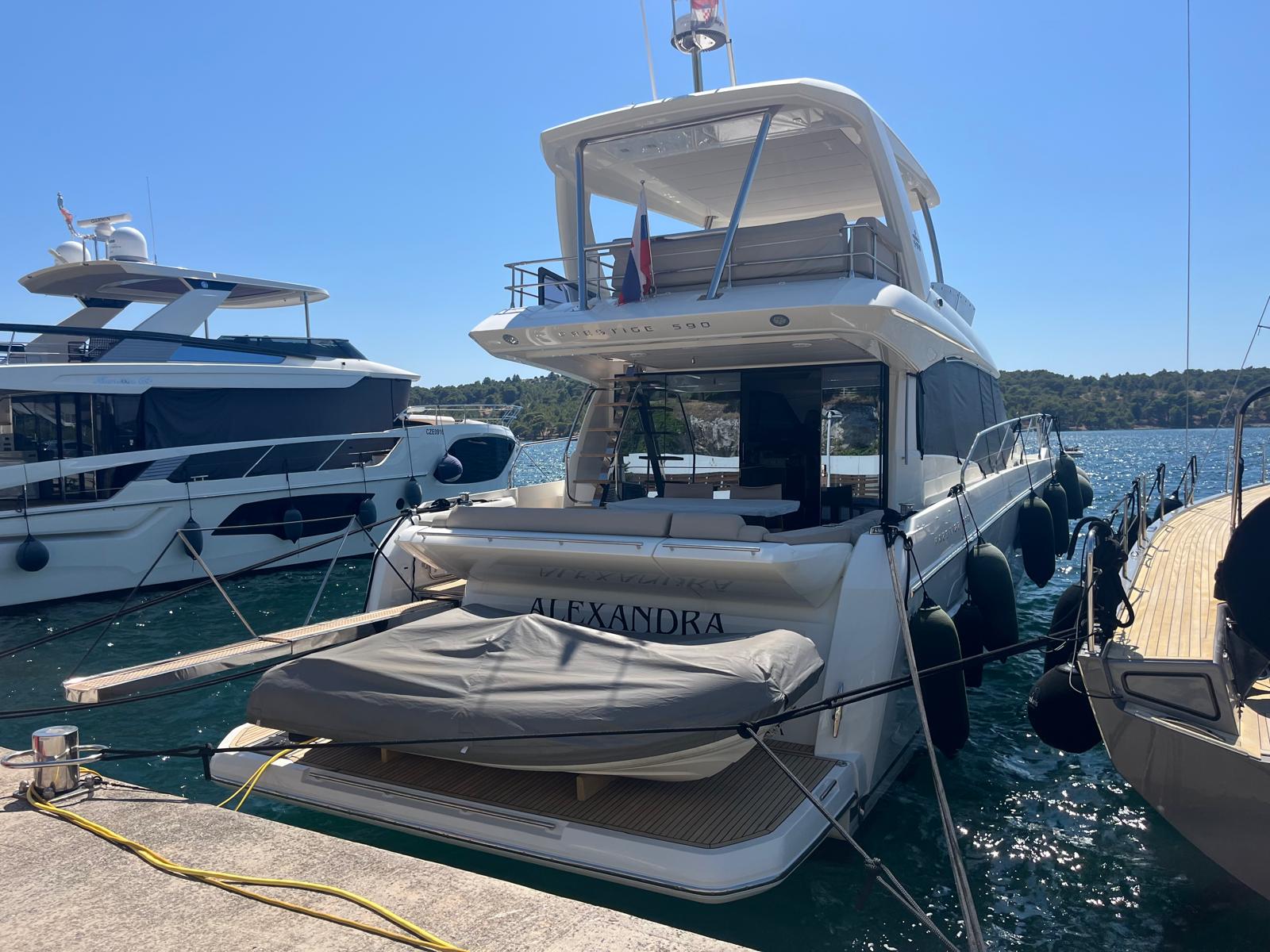 Prestige 590 (2021) - Image 4